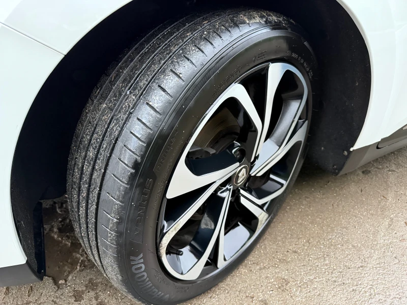 Renault Scenic 1.3Tce-140к.с* Intens* Автоматик* , снимка 17 - Автомобили и джипове - 53266398