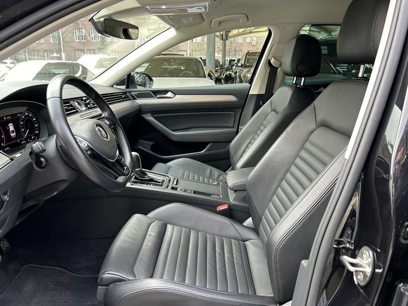 VW Passat Business Premium, снимка 10 - Автомобили и джипове - 44620763
