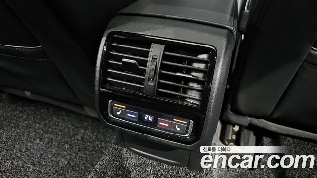 VW Arteon 2.0TDI 4MOTION| 360| HEAD UP| DIGITAL| PANO| ОБДУХ, снимка 15 - Автомобили и джипове - 55887039