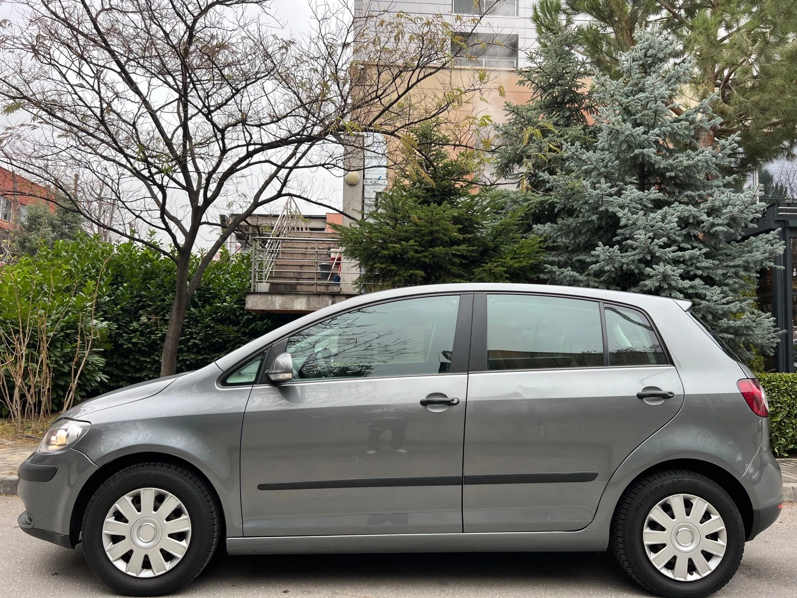 VW Golf Plus 1.4i KLIMATRONIK/UNIKAT - изображение 3