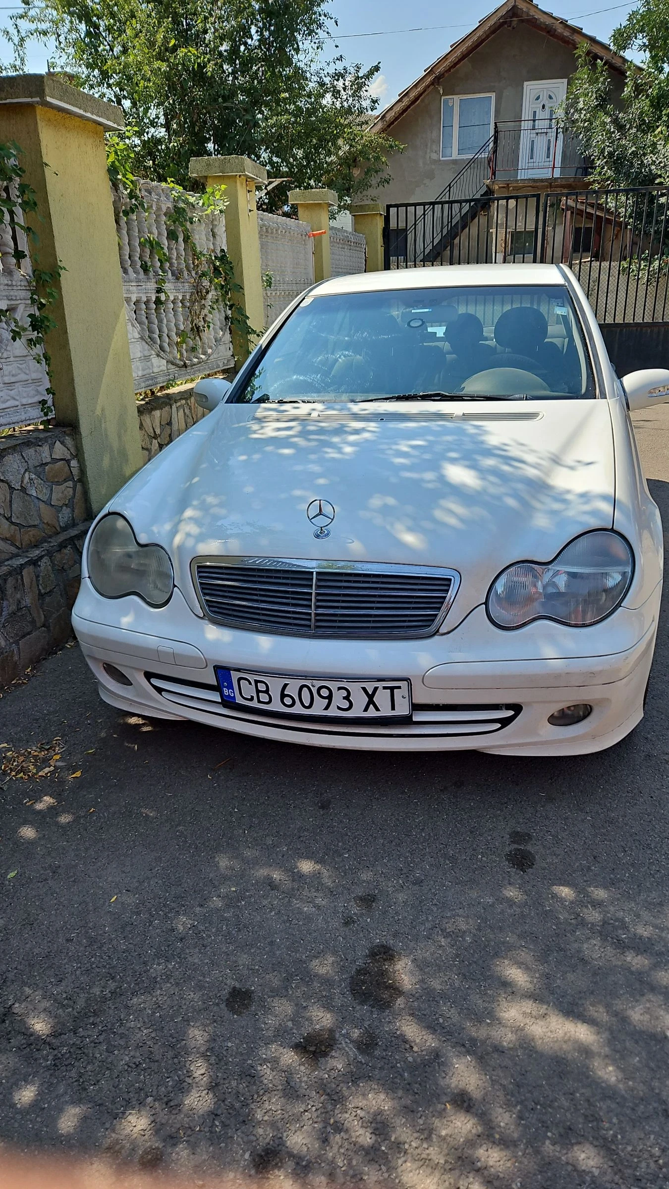 Mercedes-Benz C 200  - изображение 3