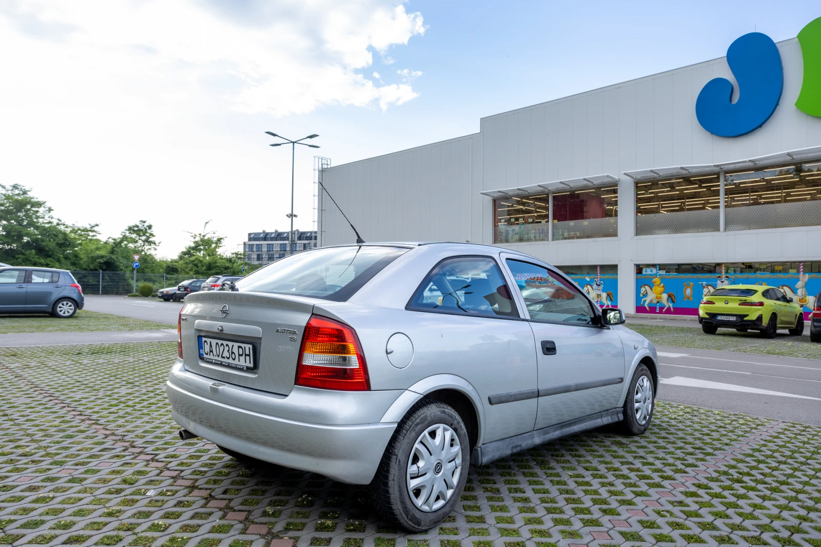 Opel Astra G 100 1.6 - изображение 8
