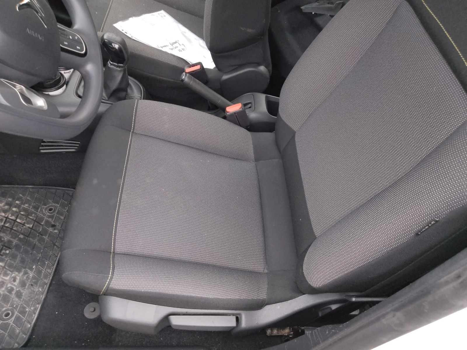 Citroen C3 1.2i - изображение 10