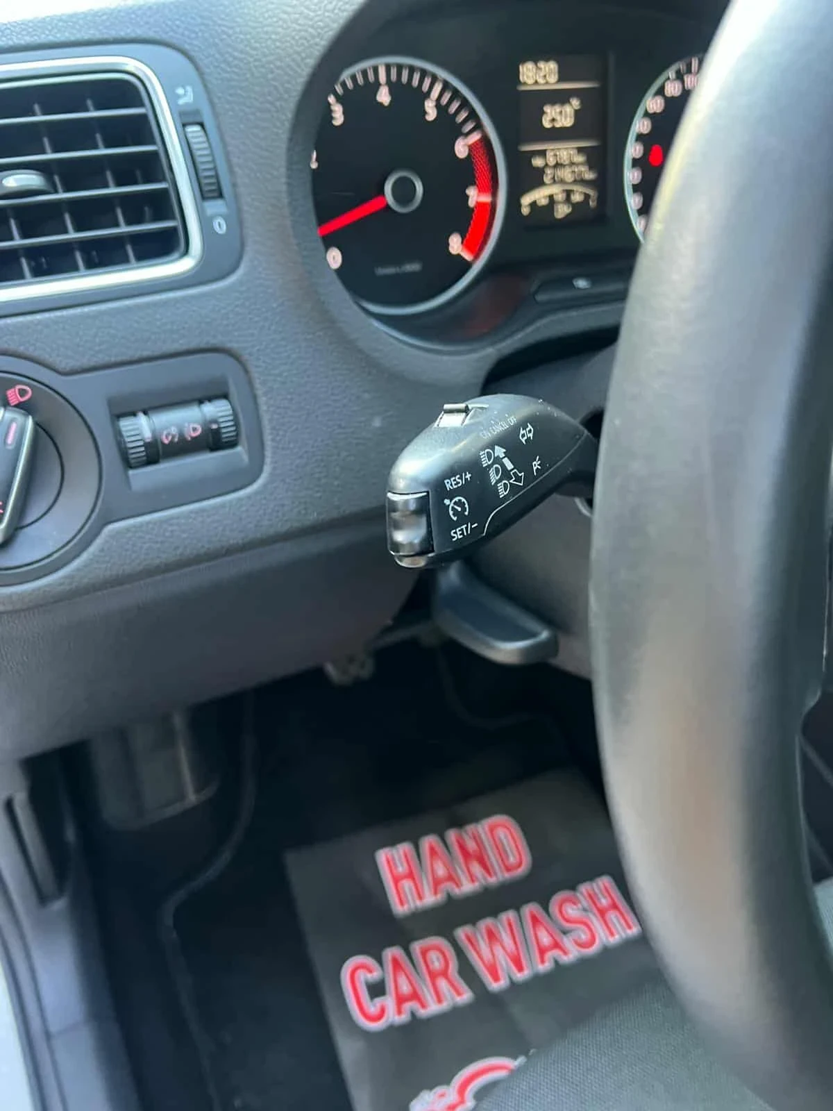 VW Polo 1.4MPI 85HP  - изображение 9