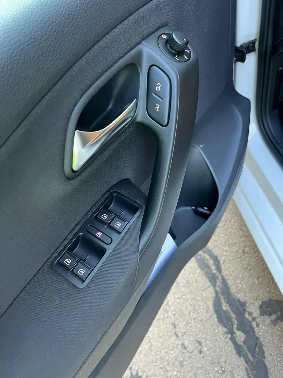 VW Polo 1.4MPI 85HP  - изображение 7