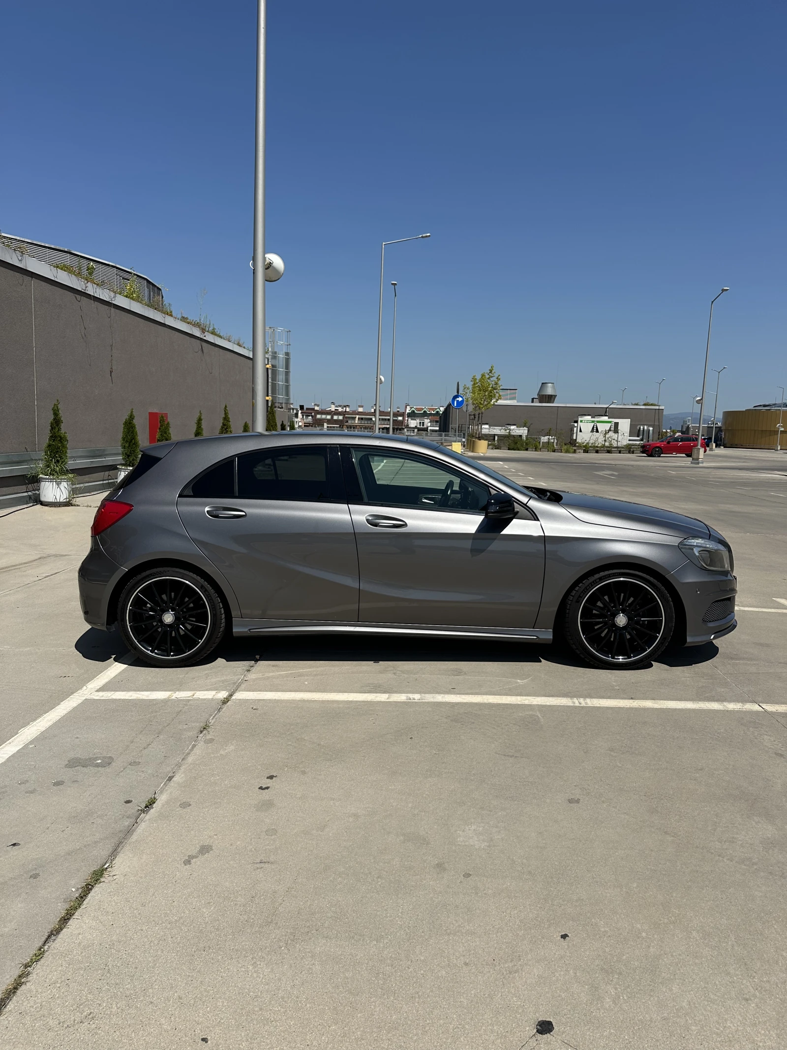 Mercedes-Benz A 200 AMG Night Package - изображение 3