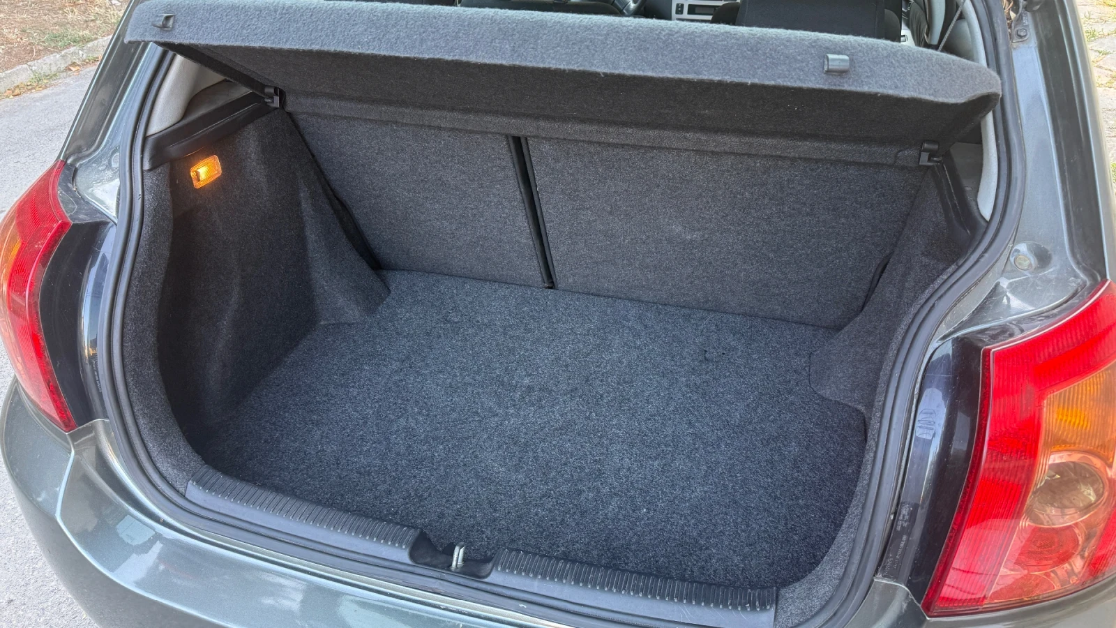 Toyota Corolla 2.0 D-4D | Mobile.bg � ����������� 14