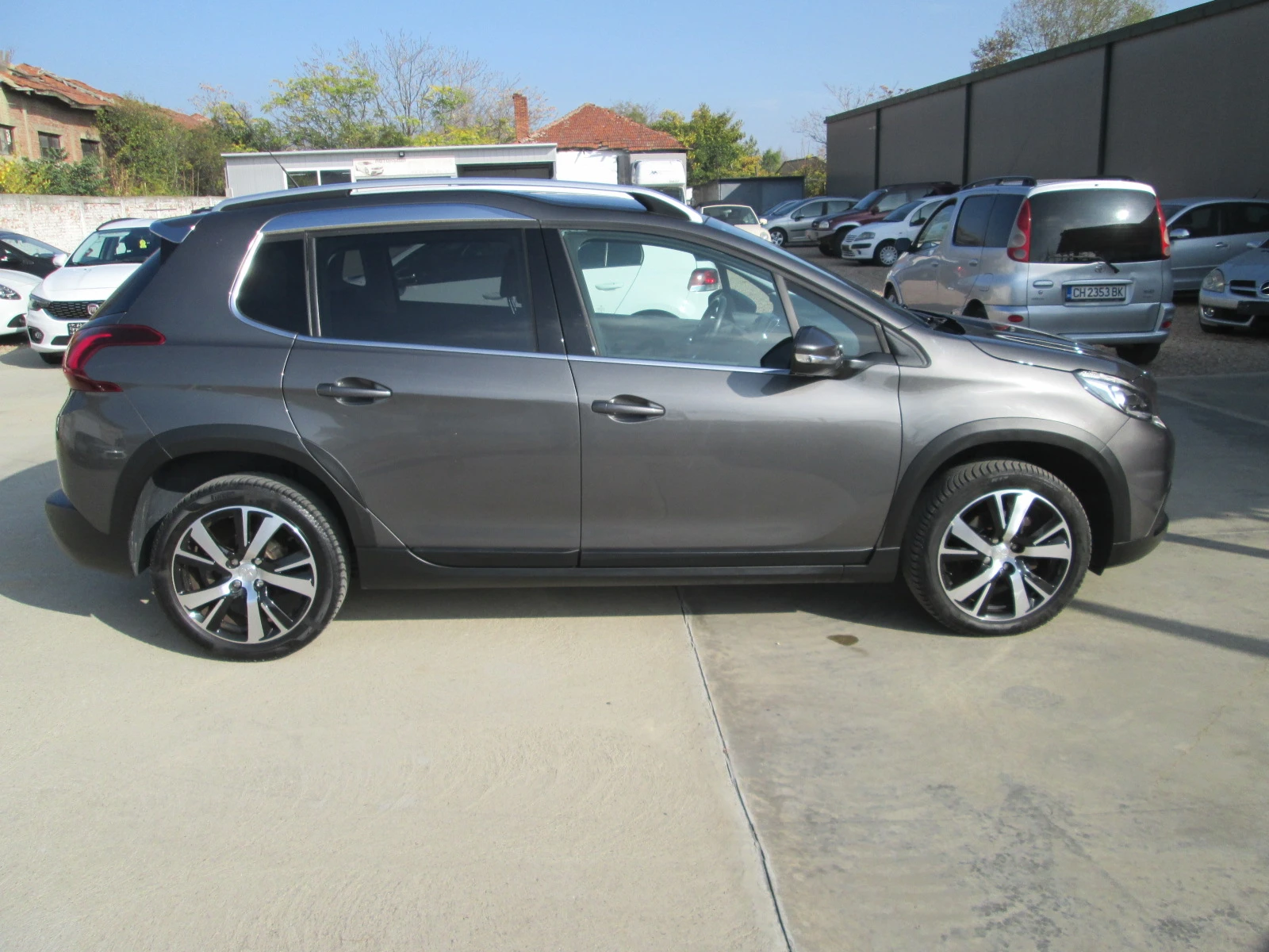 Peugeot 2008 1.2i Allure Facelelift , ,  | Mobile.bg   3