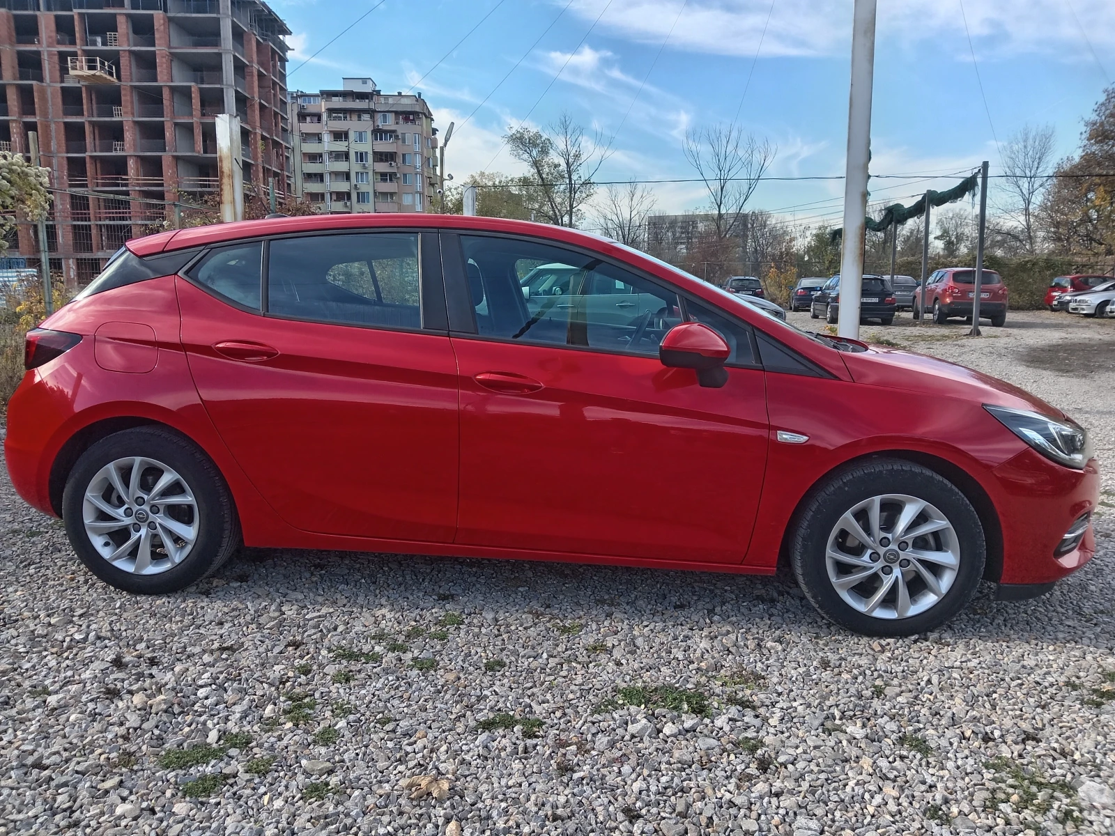 Opel Astra 1.2T 145к.с. - изображение 5