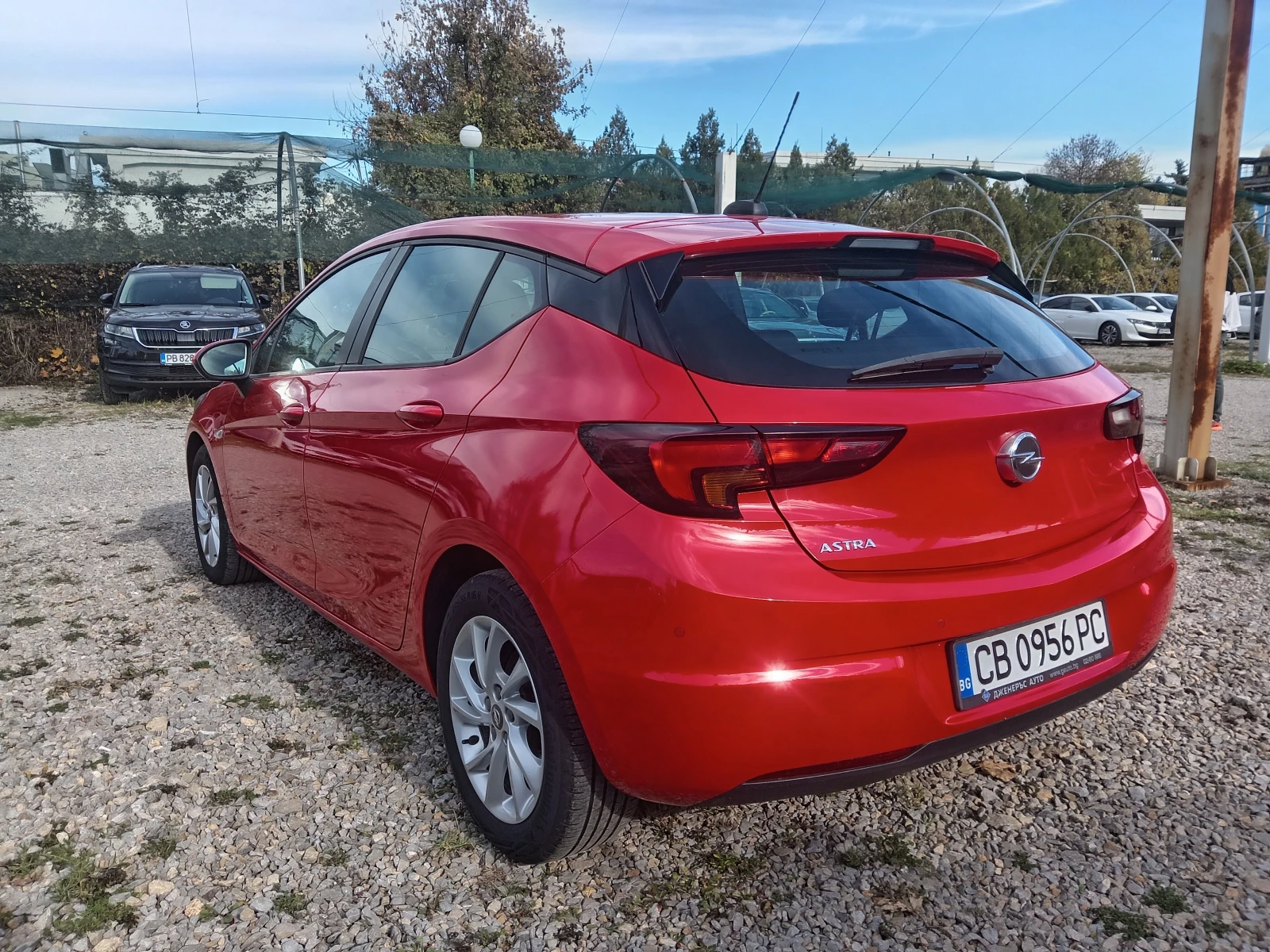 Opel Astra 1.2T 145к.с. - изображение 4