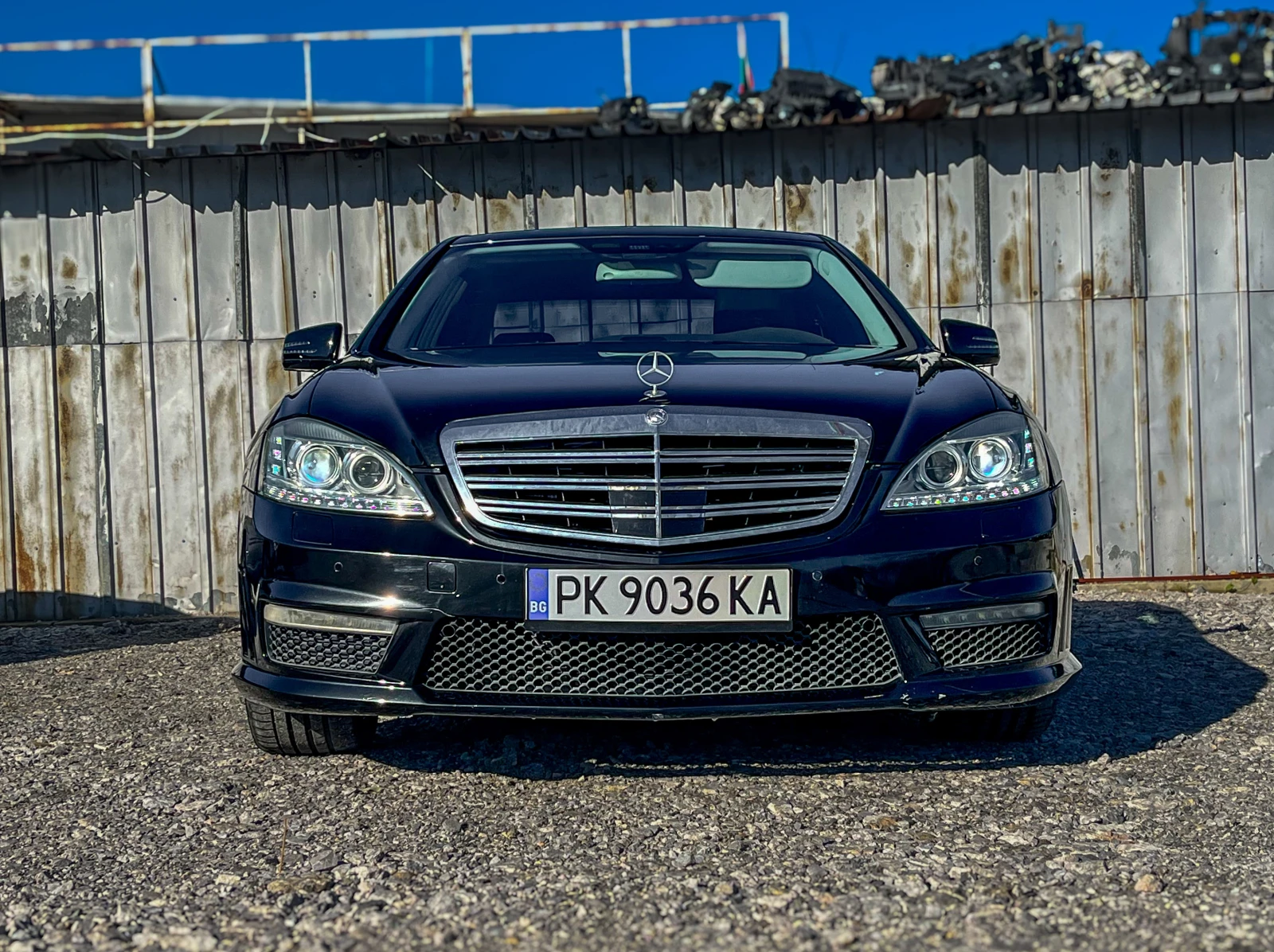 Mercedes-Benz S 550 FACELIFT | AMG PACKAGE!!! РЕАЛНИ КИЛОМЕТРИ! с ГАЗ - изображение 2
