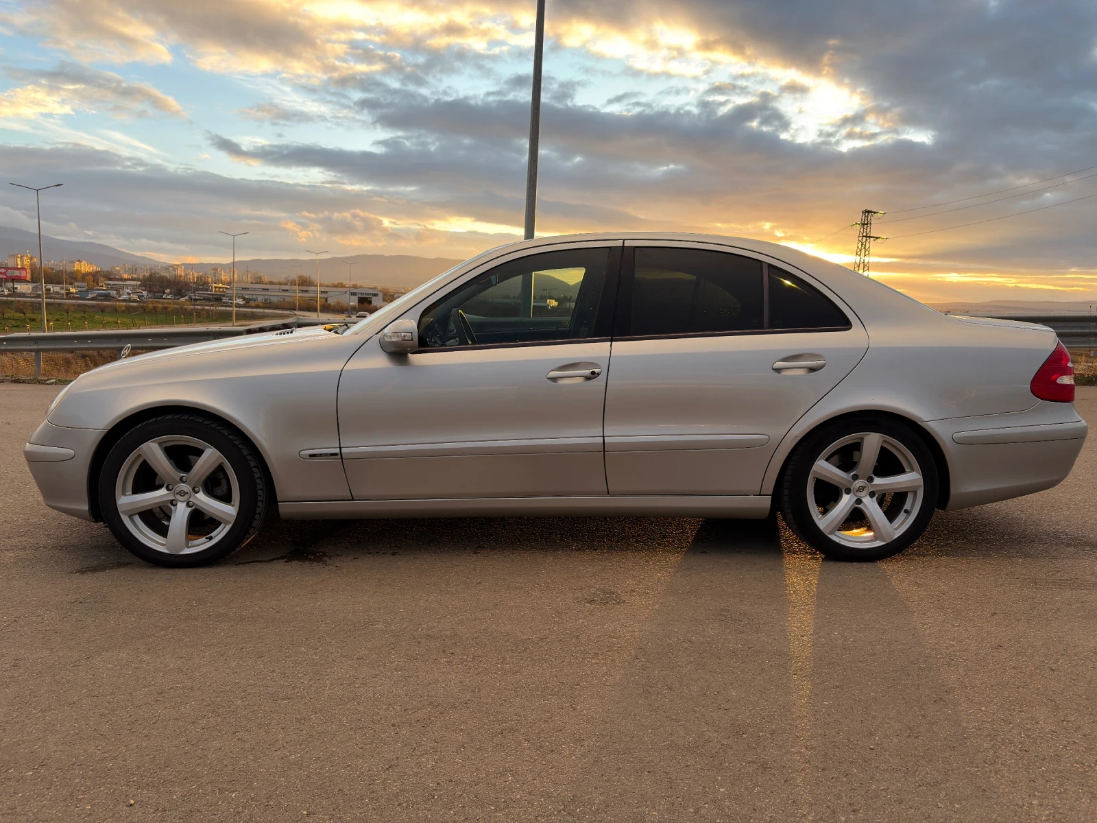 Mercedes-Benz E 200 kompressor - изображение 4