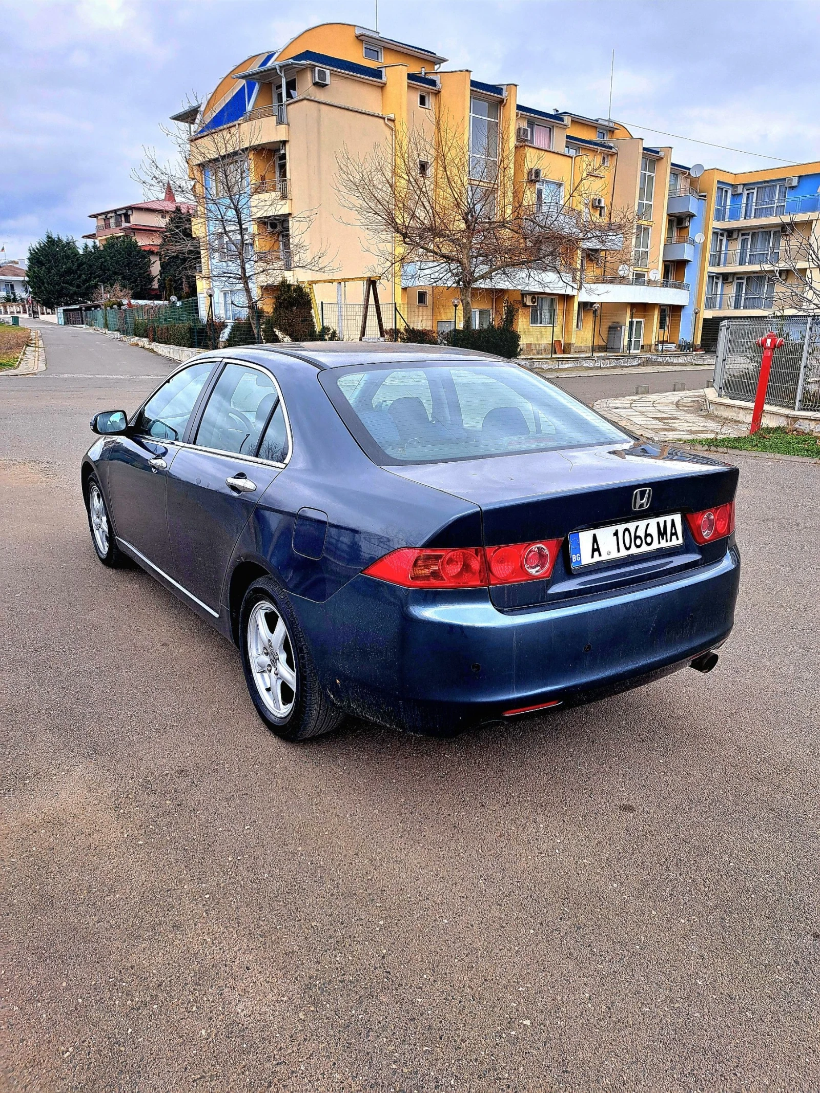 Honda Accord 2.0 климатроник  - изображение 4