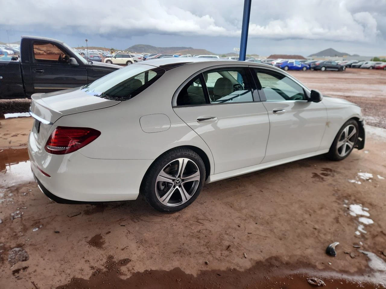 Mercedes-Benz E 350 ЦЕНА ДО БЪЛГАРИЯ - изображение 3