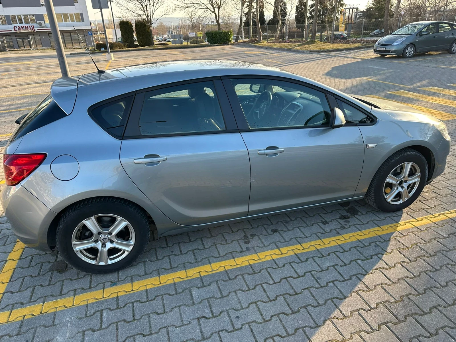 Opel Astra J 1.7 cdti , снимка 2 - Автомобили и джипове - 53785013