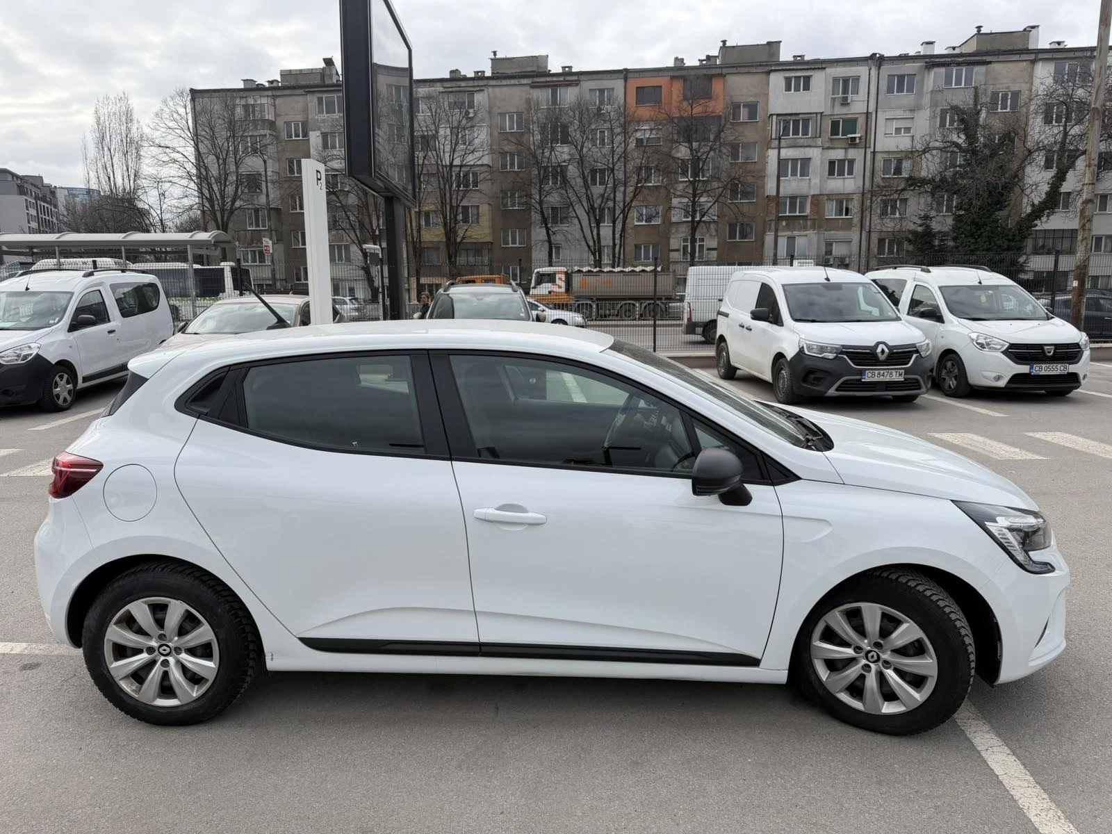 Renault Clio 1.0 Tce/LPG/100k.c., снимка 5 - Автомобили и джипове - 53956616