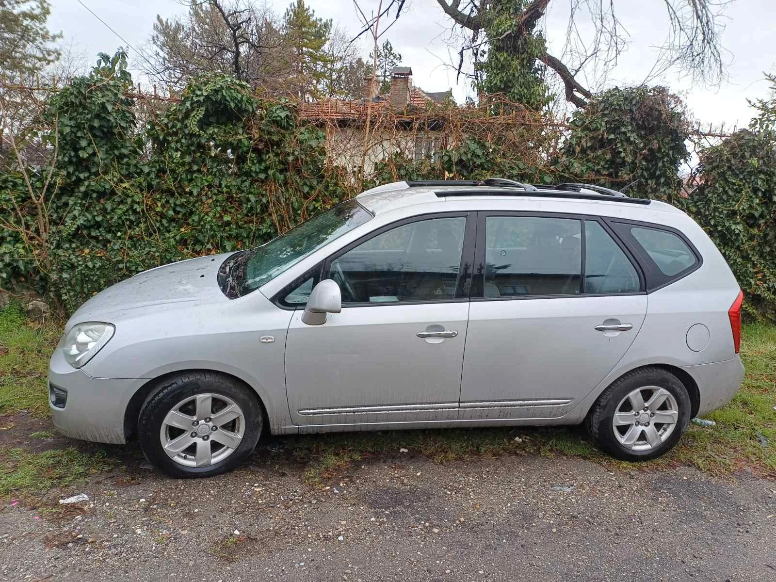 Kia Carens | Mobile.bg � ����������� 2