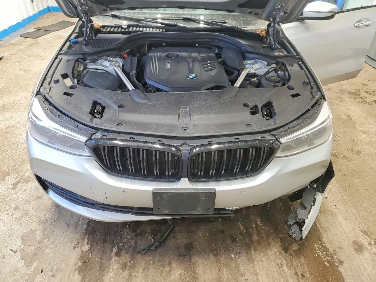 BMW 640 XIGT , снимка 11 - Автомобили и джипове - 54184885