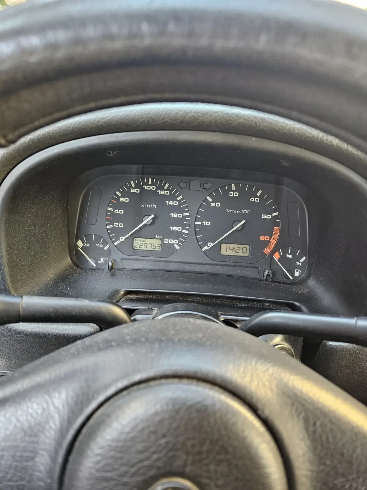 VW Polo, снимка 12 - Автомобили и джипове - 54236719