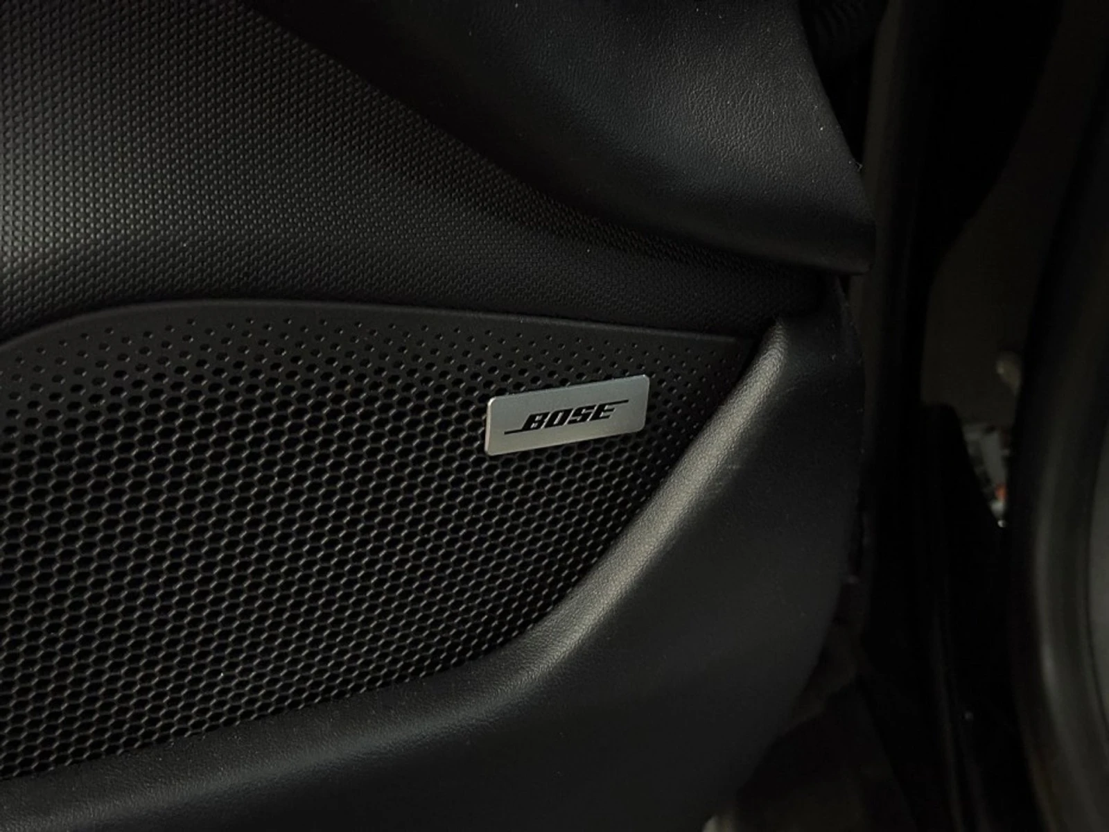 Porsche Taycan 4S PERFORMANCE, снимка 14 - Автомобили и джипове - 54477876