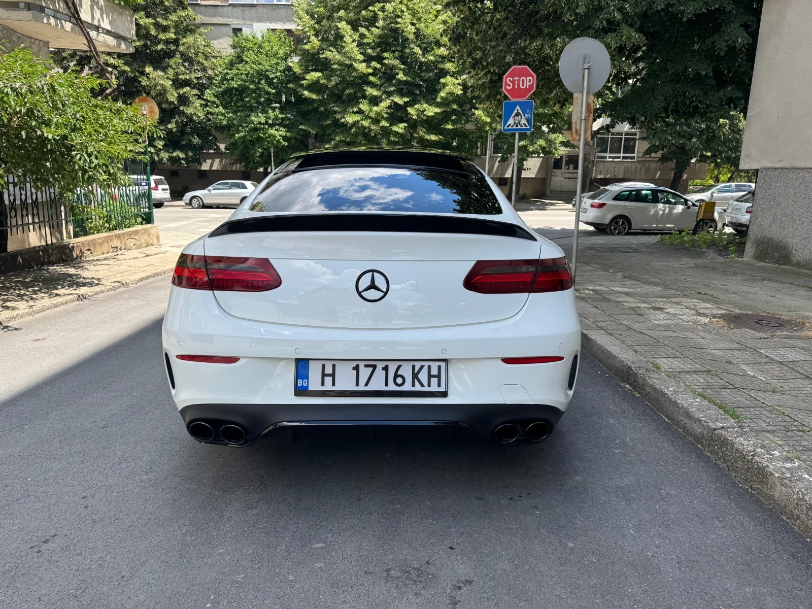 Mercedes-Benz E 400 4MATIC/AIRMATIC/AMG LINE/ПАНОРАМА/ДИГИТАЛЕН ДИСПЛЕ, снимка 7 - Автомобили и джипове - 54979501