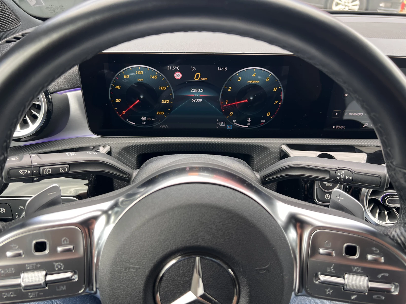 Mercedes-Benz A 180 AMG Line/1.3Т/136k.c./7АТ, снимка 12 - Автомобили и джипове - 55176760