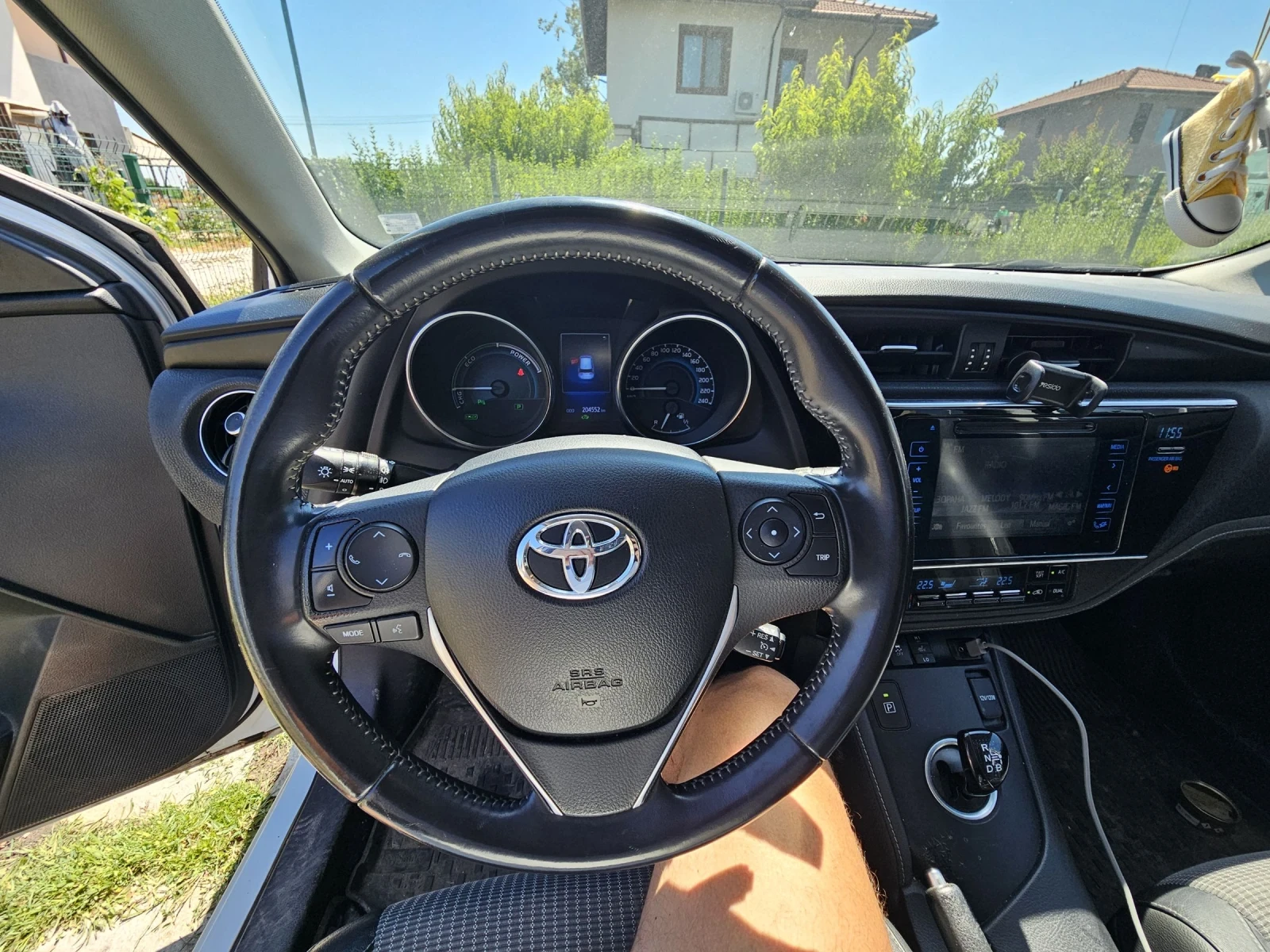 Toyota Auris 1.8, hybrid, Chic, снимка 7 - Автомобили и джипове - 55240248