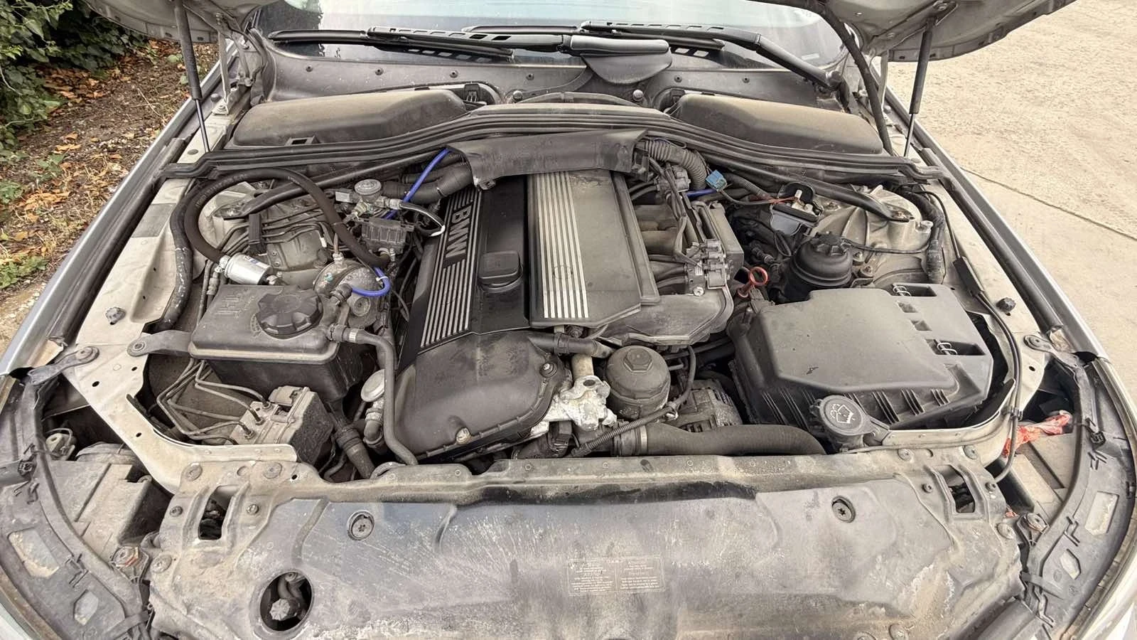 BMW 520, снимка 5 - Автомобили и джипове - 55373284