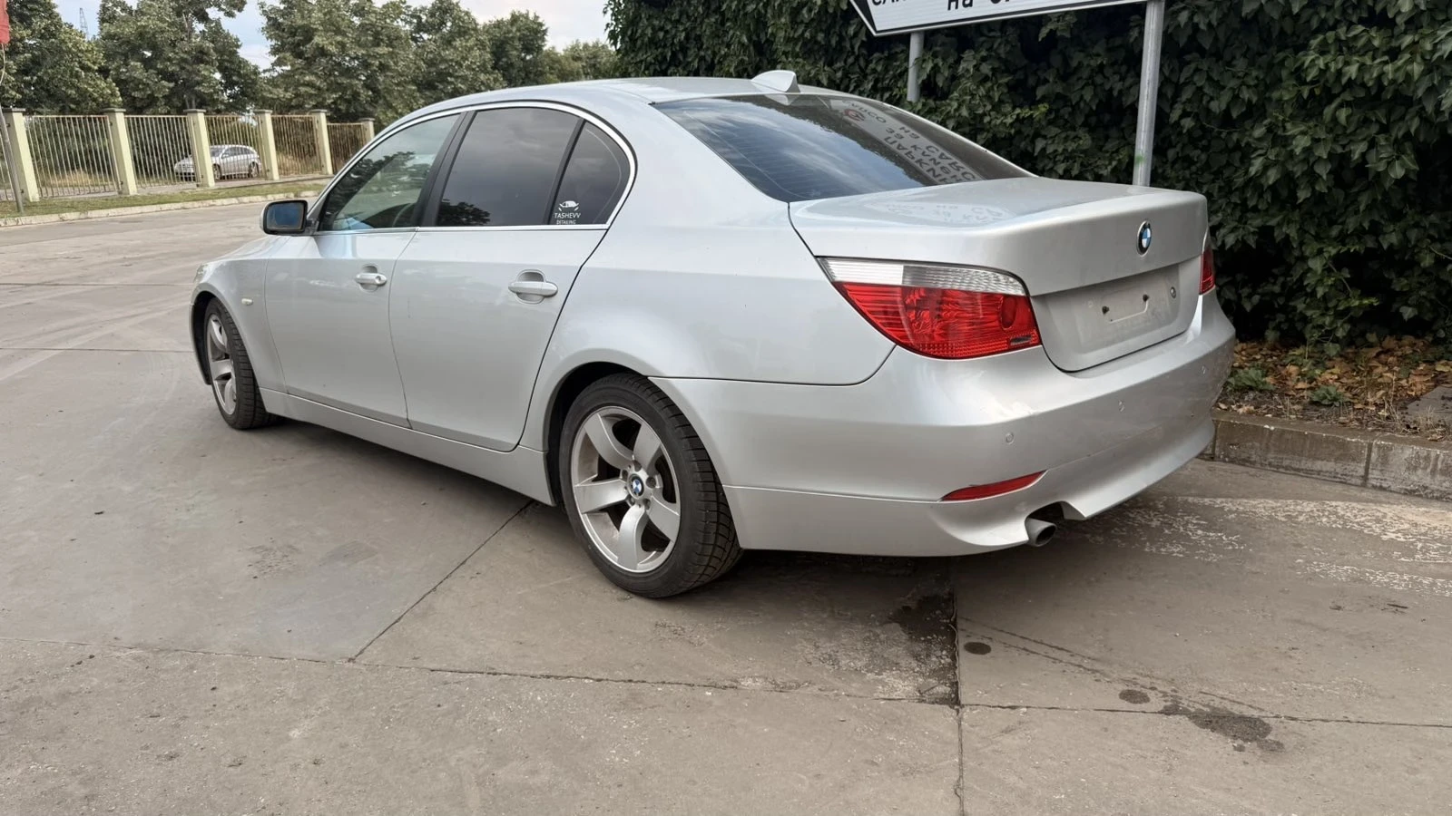 BMW 520, снимка 3 - Автомобили и джипове - 55373284