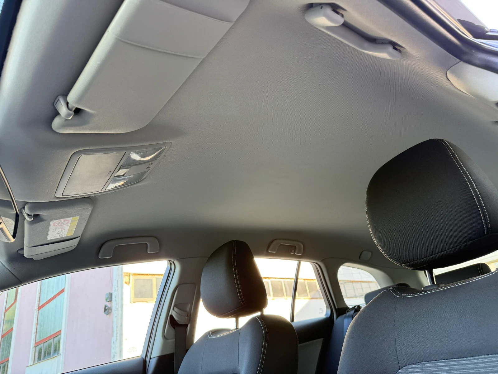Toyota Avensis 2.0i AUTOMATIC SWISS, снимка 17 - Автомобили и джипове - 55618162