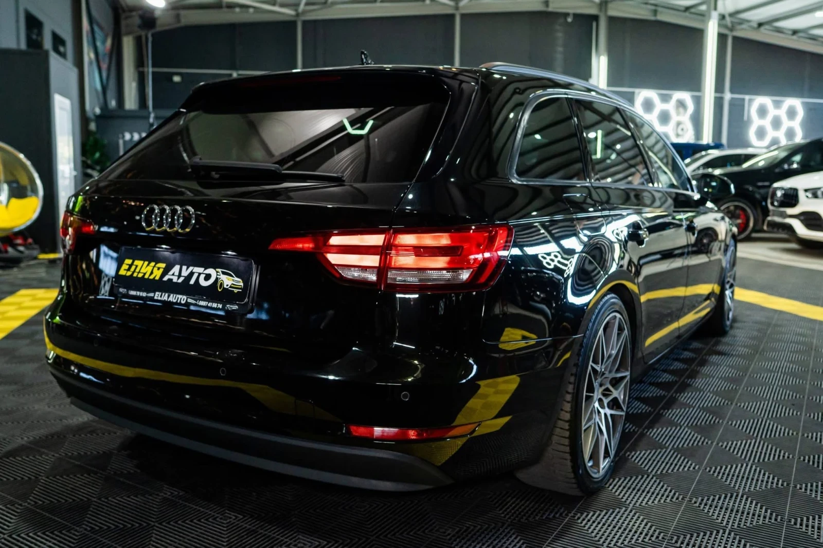Audi A4 2.0TDI QUATTRO LED NAVI ЛИЗИНГ 100%, снимка 8 - Автомобили и джипове - 56186724