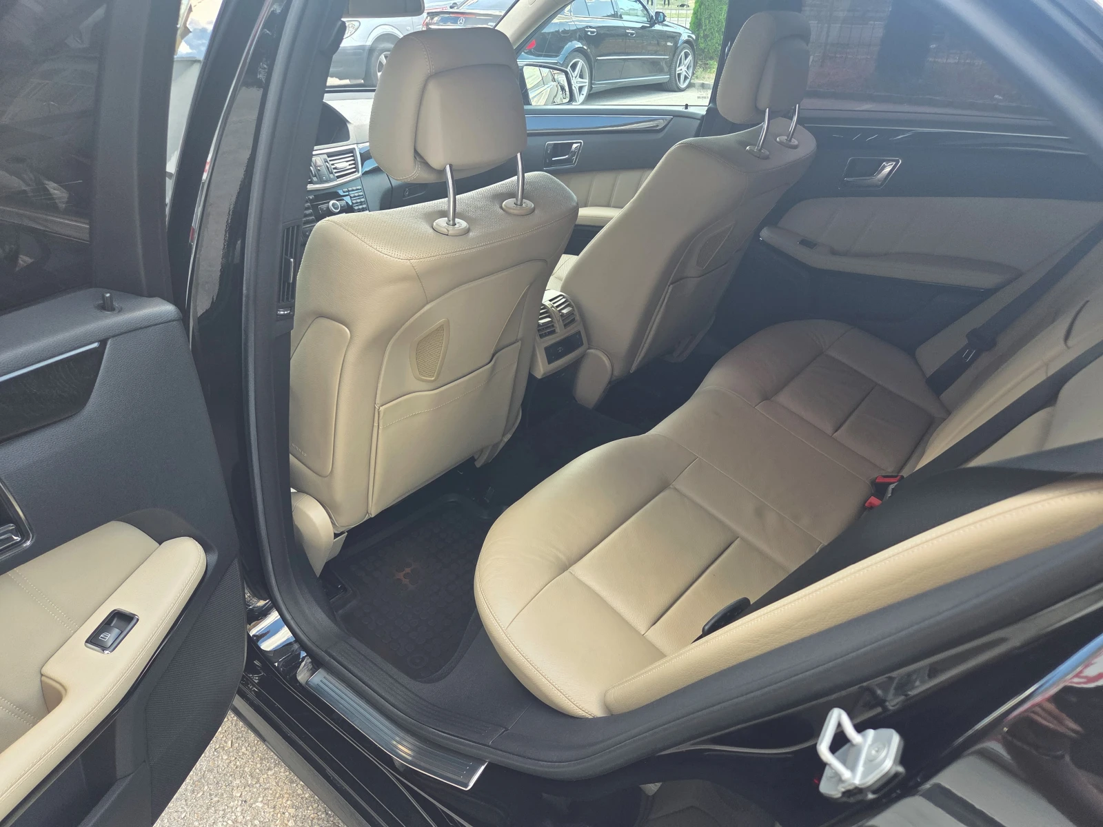 Mercedes-Benz E 350 CDI-Avantgarde/Night Vision/Печка, снимка 16 - Автомобили и джипове - 56210346