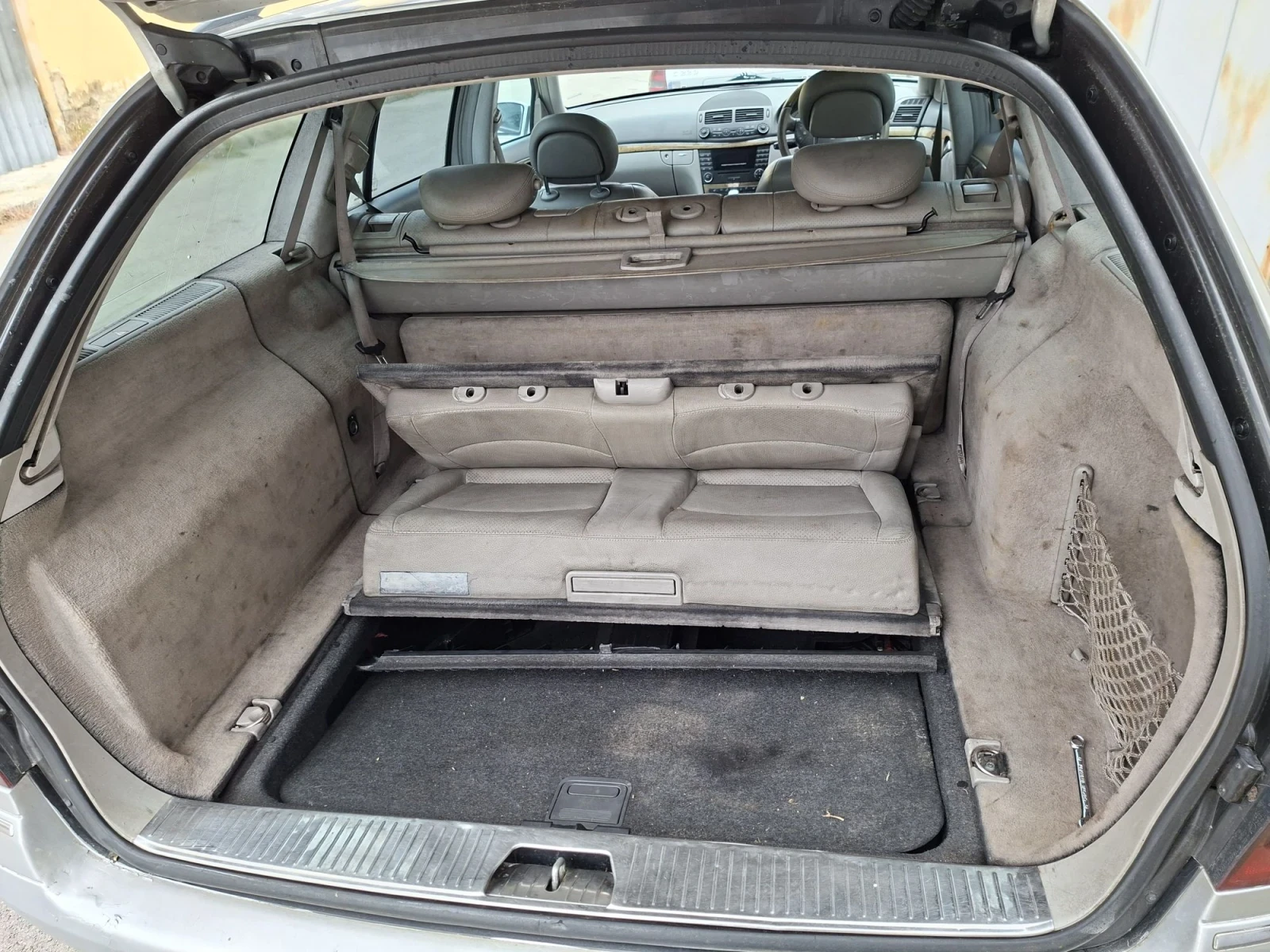 Mercedes-Benz E 320 Пакет, снимка 5 - Автомобили и джипове - 56517715