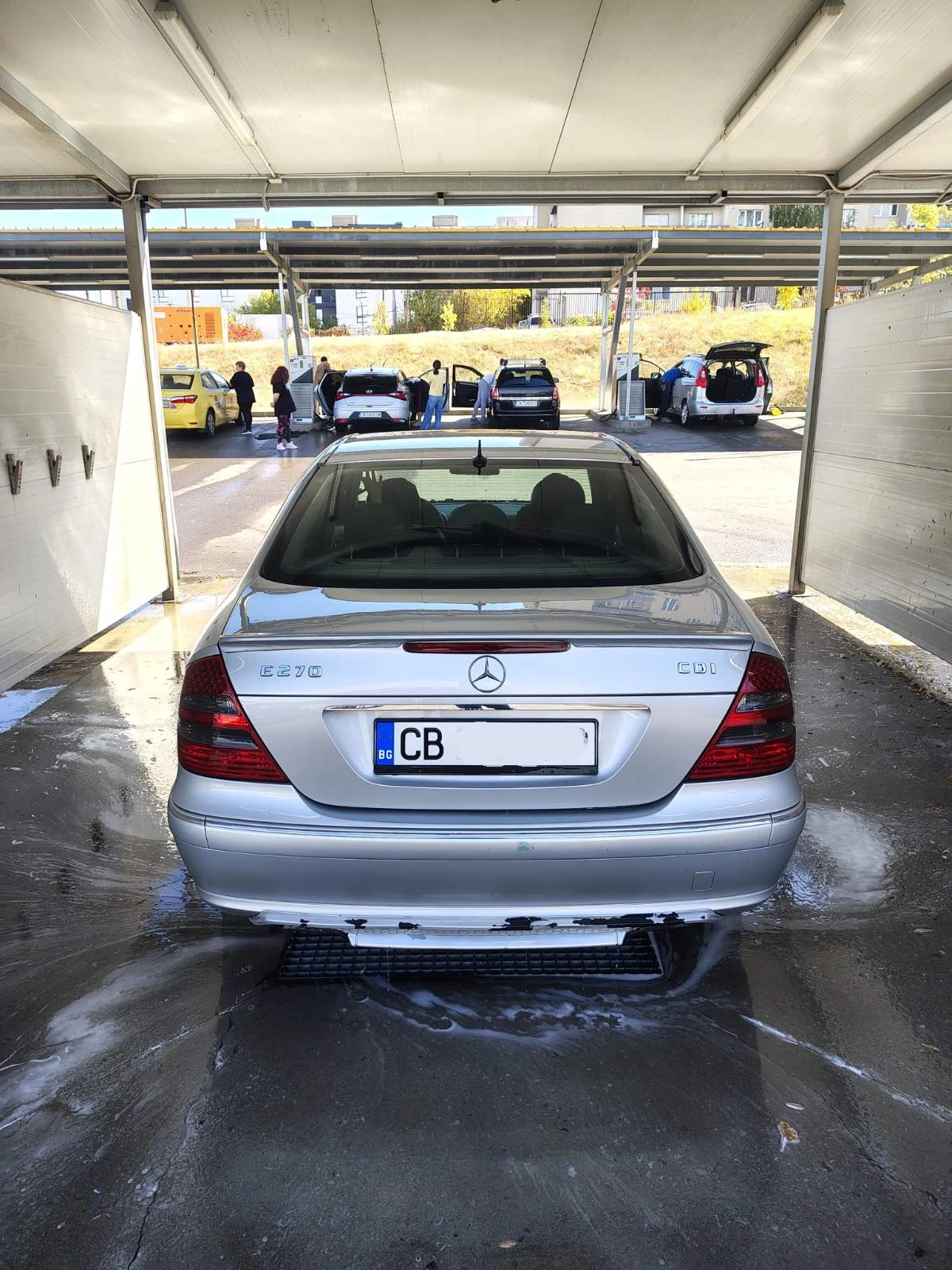 Mercedes-Benz E 270, снимка 6 - Автомобили и джипове - 56518255