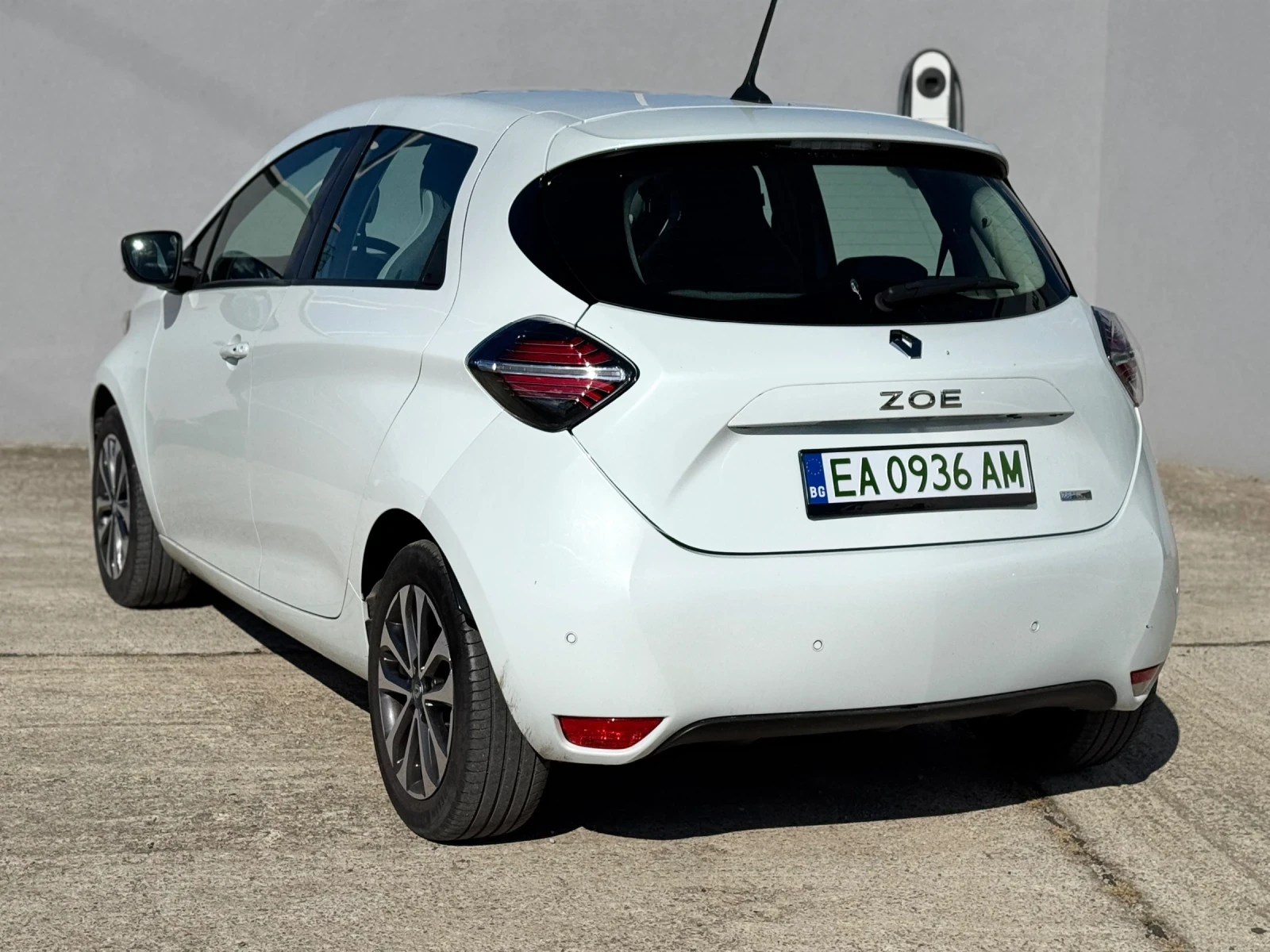Renault Zoe R135, снимка 4 - Автомобили и джипове - 56623213