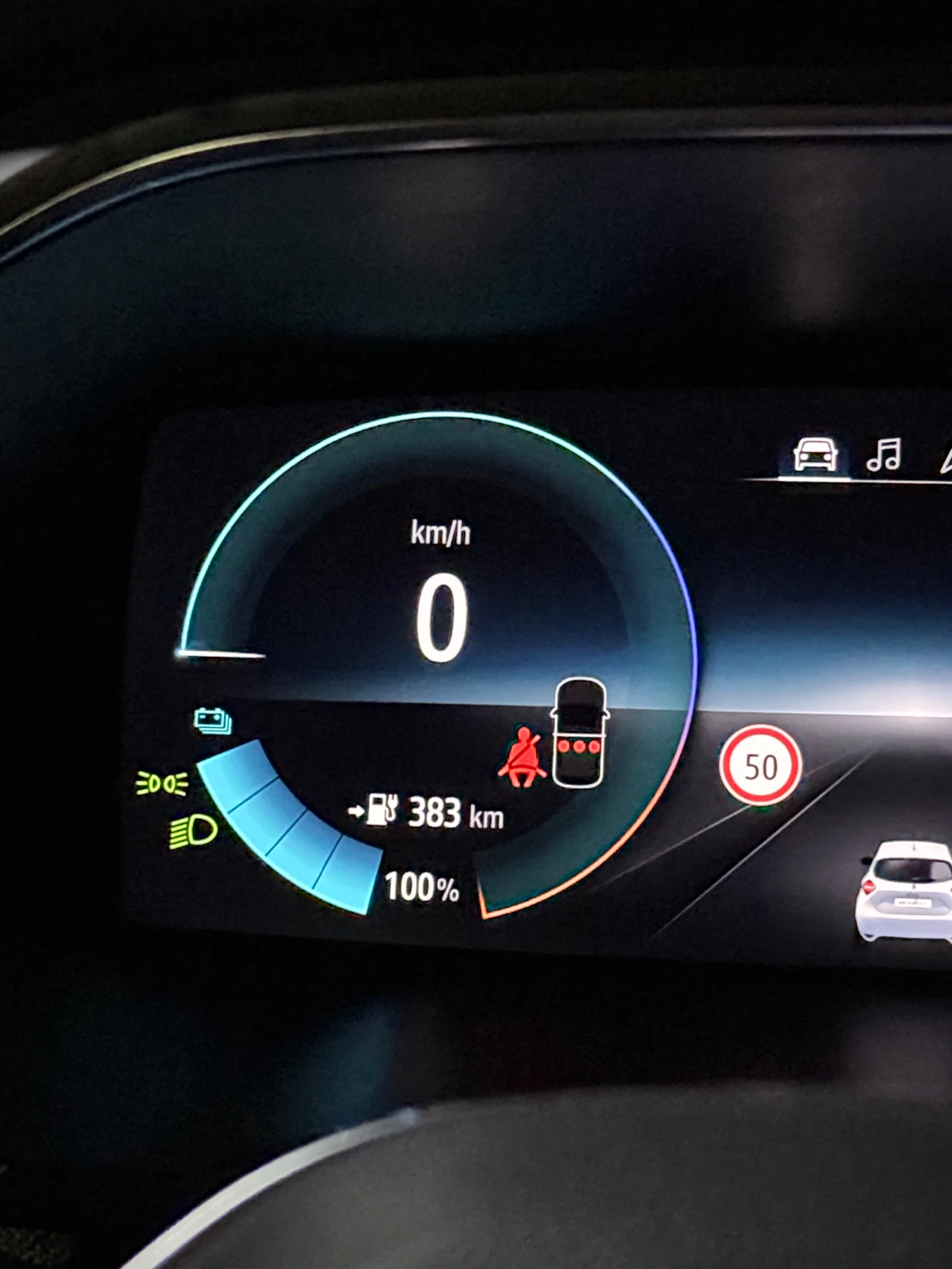 Renault Zoe R135, снимка 9 - Автомобили и джипове - 56623213
