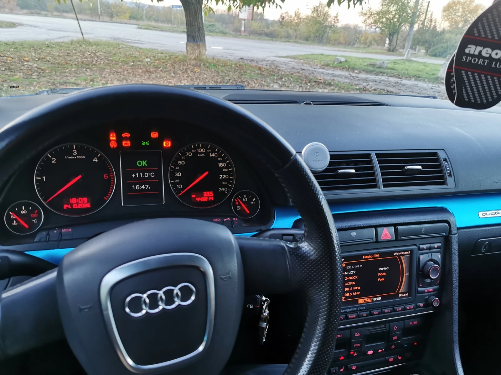 Audi A4 1.9 tdi quattro , снимка 5 - Автомобили и джипове - 56639036