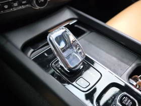 Volvo XC60 КРАЙНА ЦЕНА: 24469 EUR !!!РЕАЛНА КРАЙНА ЦЕНА!!!, снимка 9