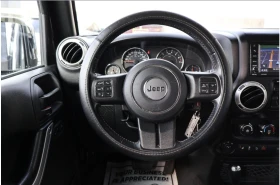 Обява за продажба на Jeep Wrangler UNLIMITED* SAHARA* 3.6* V6*  ~35 800 лв. - изображение 11 | Auto.bg Обява за продажба на Jeep Wrangler UNLIMITED* SAHARA* 3.6* V6*  ~35 800 лв. - изображение 11