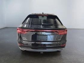 Audi Q8 55 TFSI* PROGRESSIV* ОБДУХВАНЕ* ПАМЕТ* , снимка 3