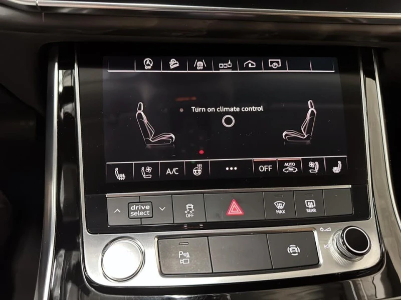 Audi Q8 55 TFSI* PROGRESSIV* ОБДУХВАНЕ* ПАМЕТ* , снимка 8 - Автомобили и джипове - 52683943