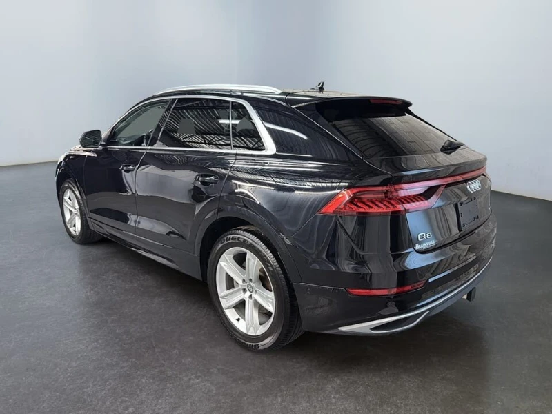 Audi Q8 55 TFSI* PROGRESSIV* ОБДУХВАНЕ* ПАМЕТ* , снимка 4 - Автомобили и джипове - 52683943