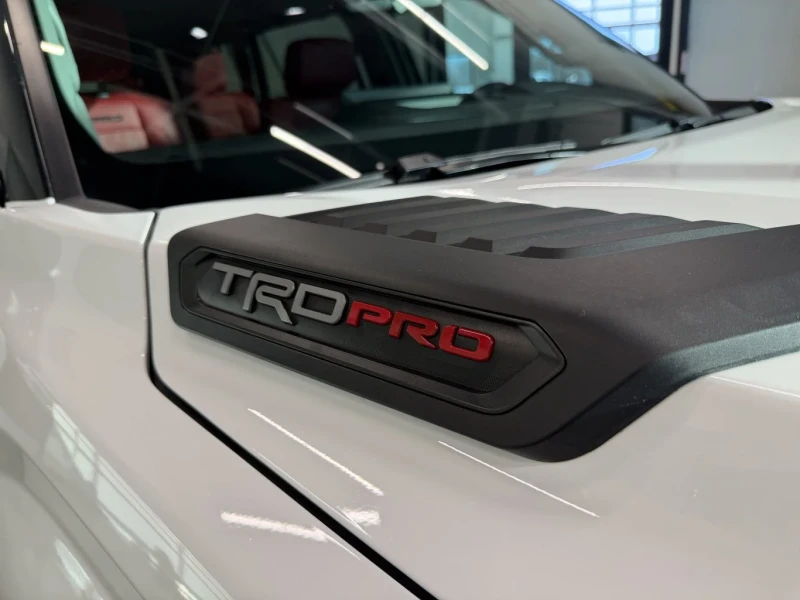 Toyota Sequoia TRD PRO* * CARPLAY* * , снимка 9 - Автомобили и джипове - 53135753