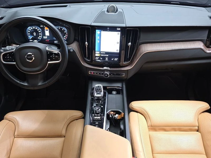 Volvo XC60 КРАЙНА ЦЕНА: 24469 EUR !!!РЕАЛНА КРАЙНА ЦЕНА!!!, снимка 7 - Автомобили и джипове - 55969544