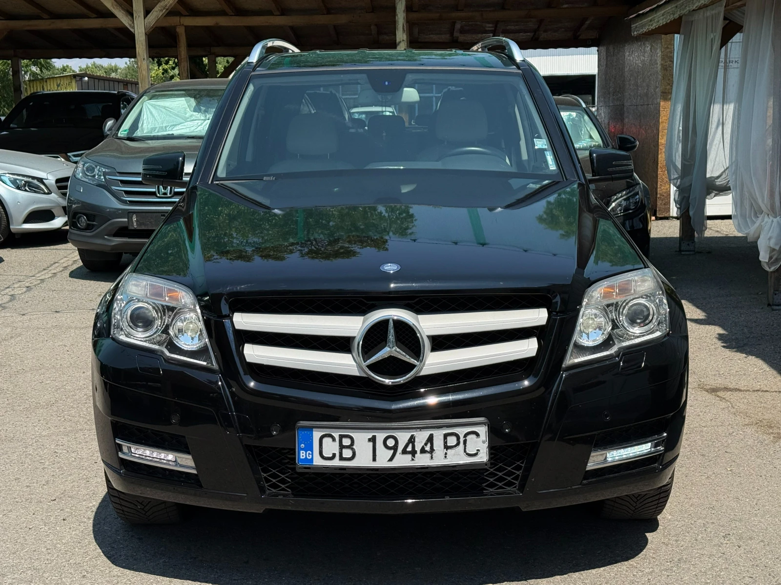 Mercedes-Benz GLK 220d 4Мatic* ПЕРФЕКТНО СЪСТОЯНИЕ - изображение 2