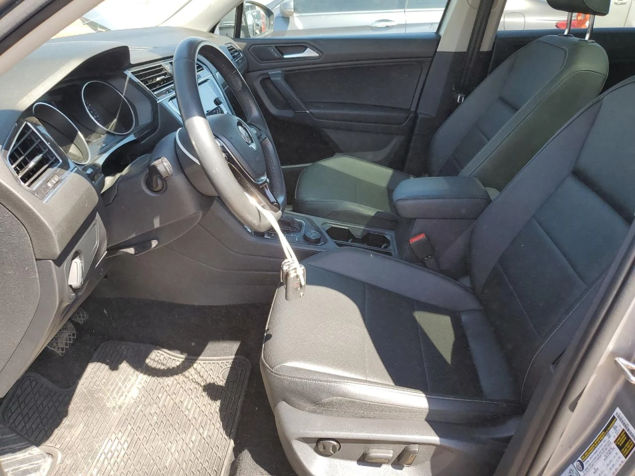 VW Tiguan SE | Mobile.bg   7