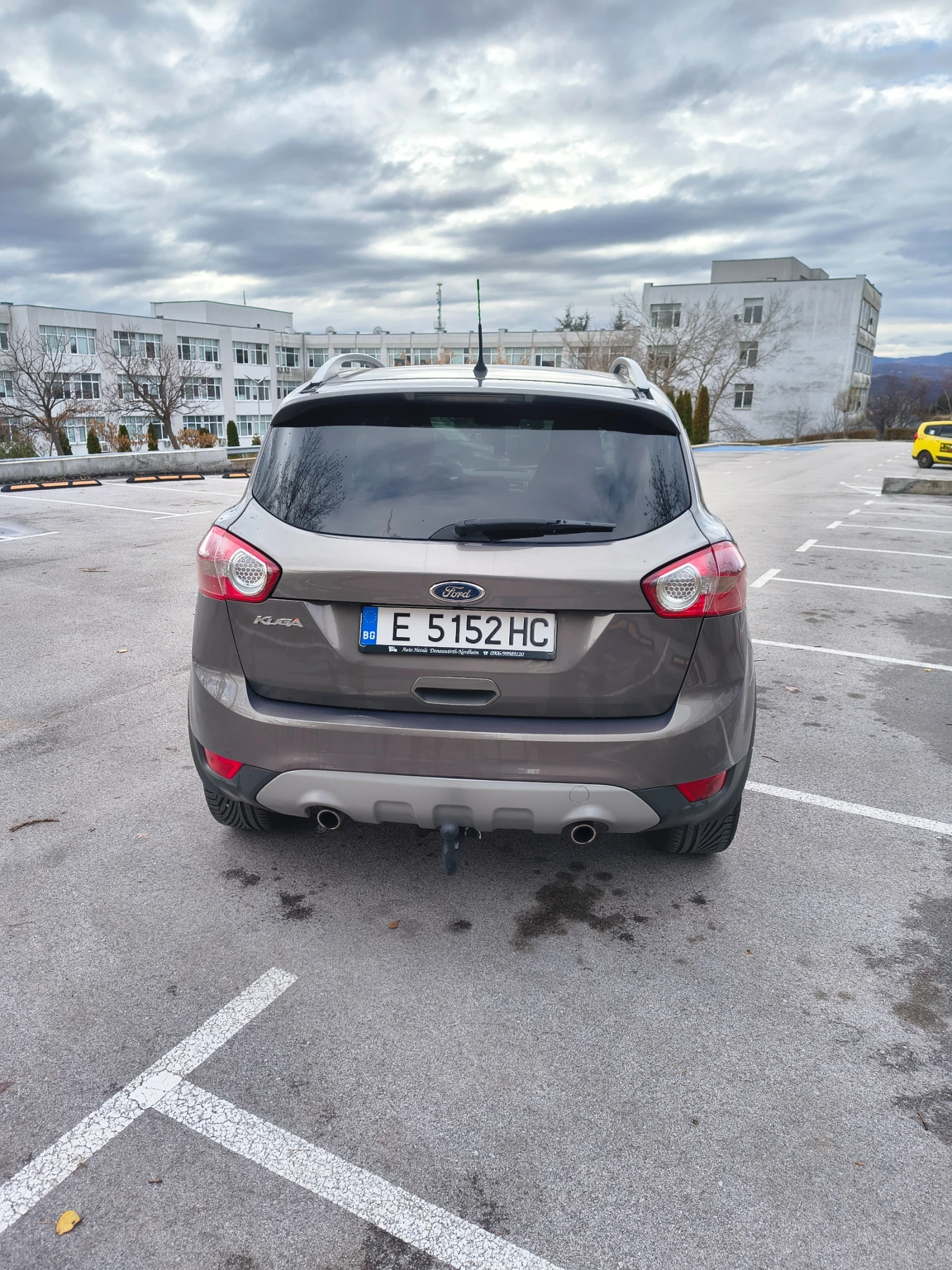 Ford Kuga 4x4 бензин нов внос 2011 регистрация Euro5 - изображение 6
