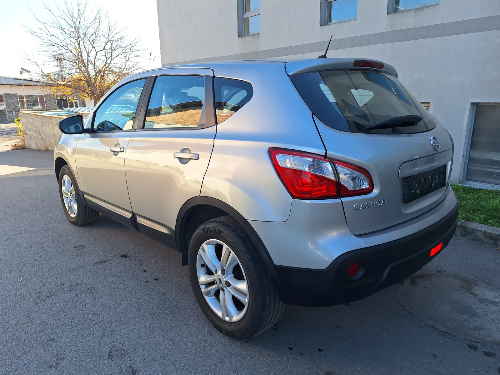 Nissan Qashqai 1.6i 117kc GPL - изображение 8