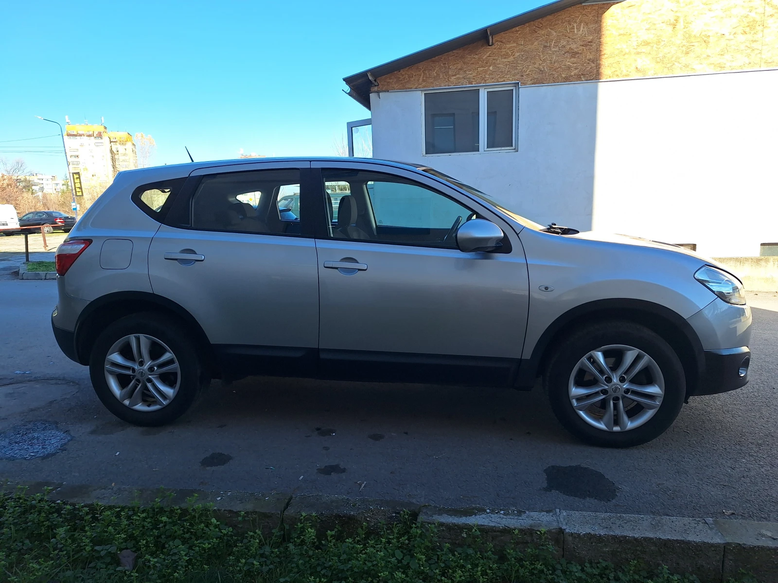 Nissan Qashqai 1.6i 117kc GPL - изображение 4