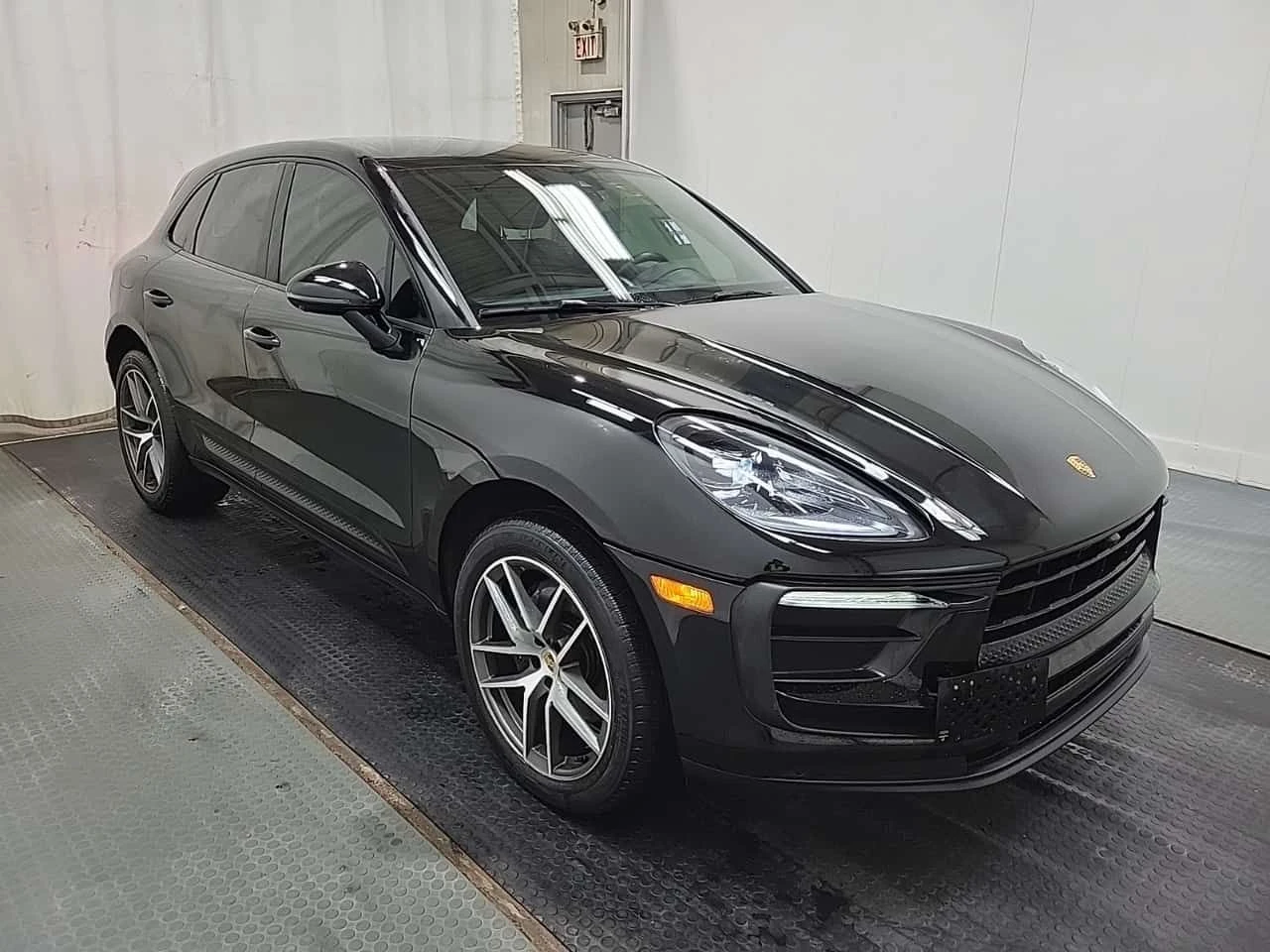 Porsche Macan | AWD | 360 | ОБДУХВАНЕ | LED | , снимка 2 - Автомобили и джипове - 54056377